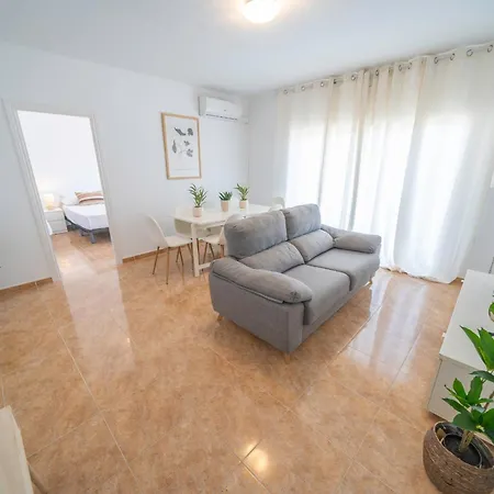 Homeholidaysrentals Sampai - Costa Barcelona Pineda de Mar